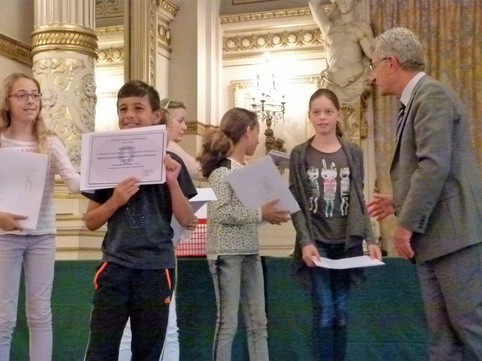 Prix d'expression française : des élèves de primaire récompensés