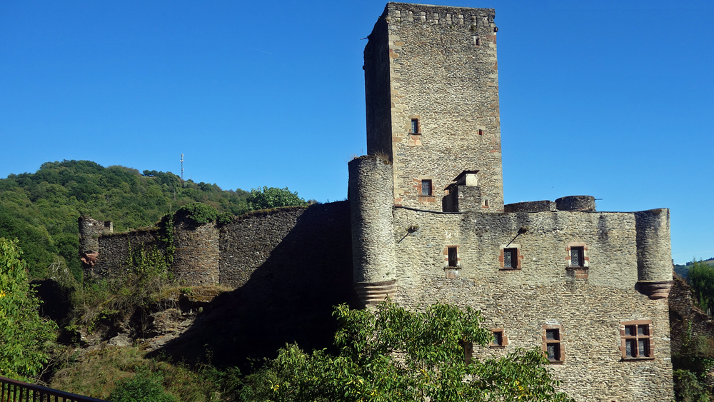 Chateau de Belcastel