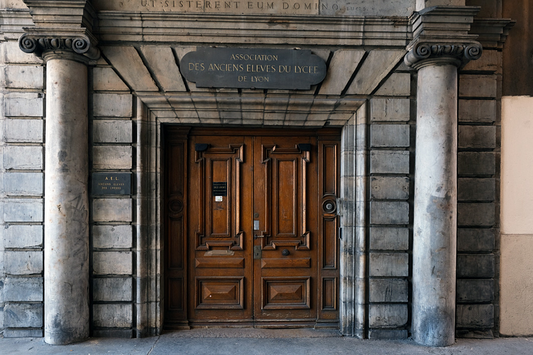 La porte de la salle Laurenti