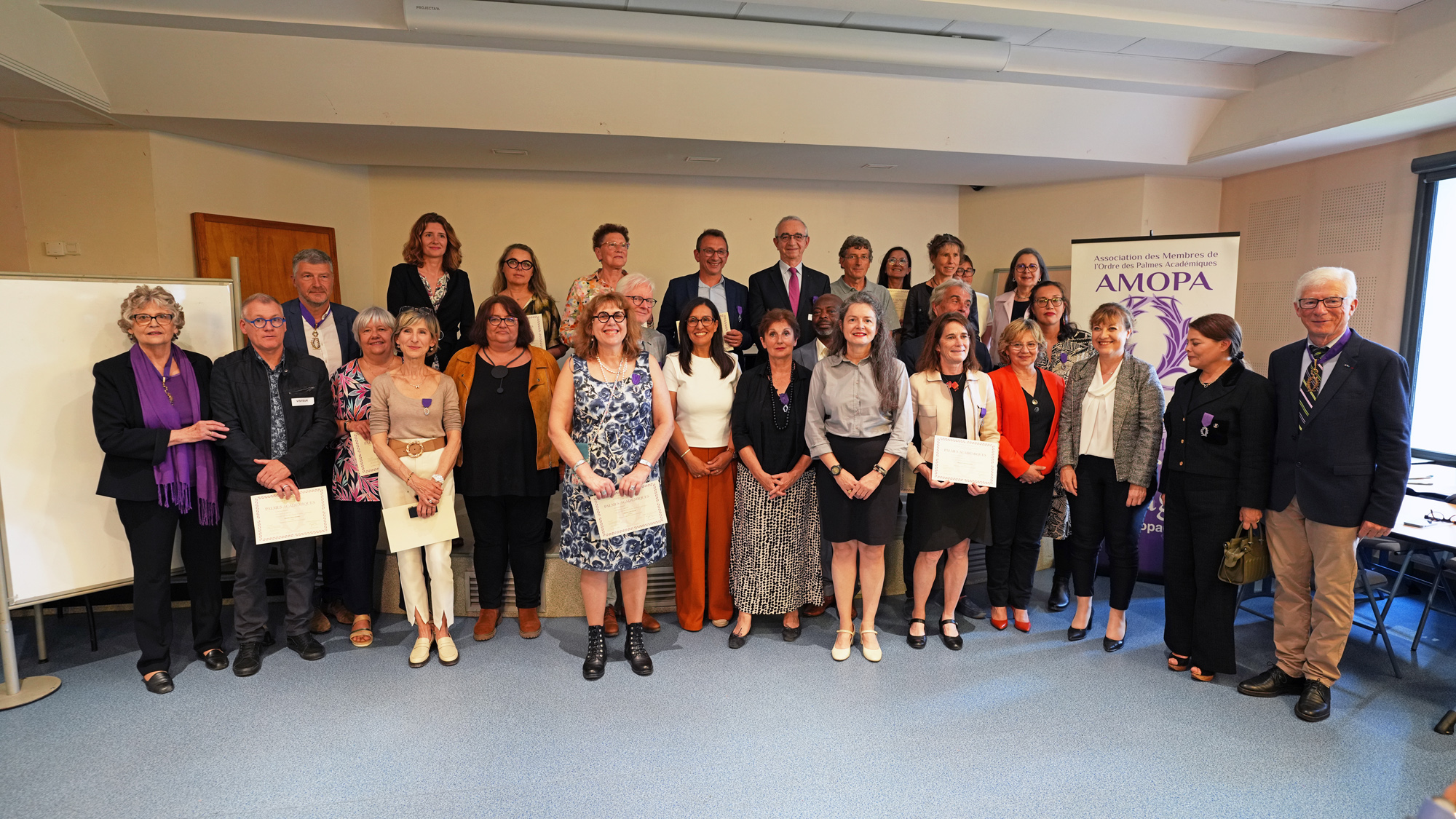 Cérémonie de remise d’insignes du 21 mai 2025
